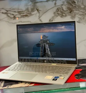 New Laptop HP Pavilion 15 16GB Intel Core i7 SSD 512GB