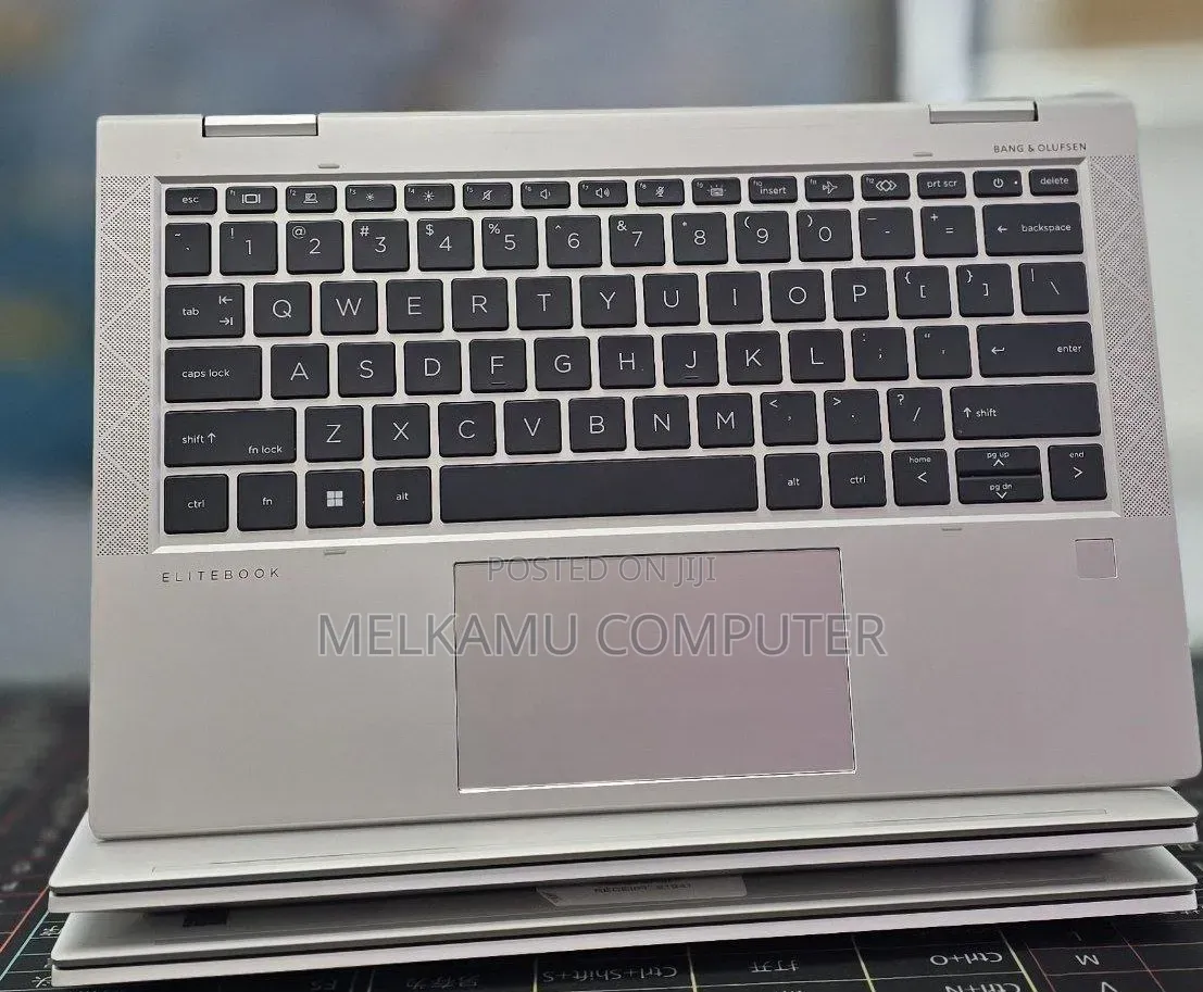 New Laptop HP EliteBook 830 G8 32GB Intel Core i7 SSD 512GB