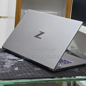 New Laptop HP ZBook Studio 16GB Intel Core i9 SSD 512GB