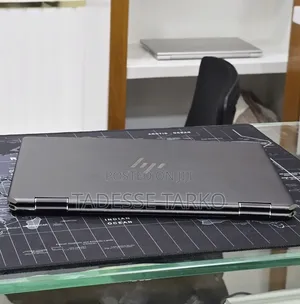 New Laptop HP Spectra 13 16GB Intel Core i7 SSD 512GB