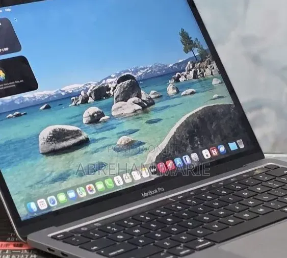 New Laptop Apple MacBook Air 2022 M2 8GB Nvidia SSD 512GB