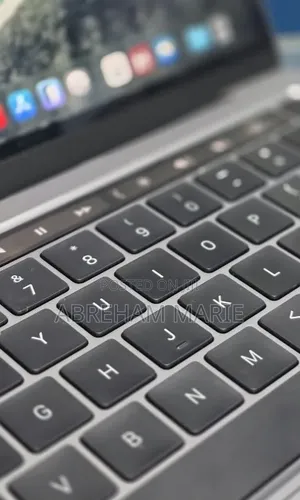 New Laptop Apple MacBook Air 2022 M2 8GB Nvidia SSD 512GB