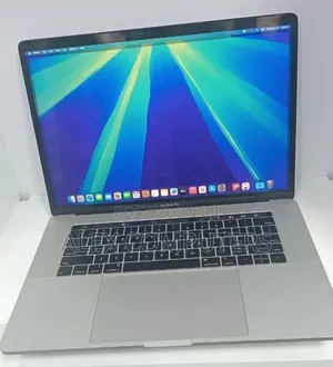 New Laptop Apple MacBook Pro 2018 16GB Intel Core i7 SSD 512GB
