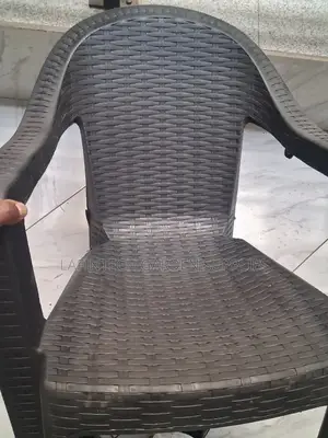 Plastic Chair – Outdoor Indoor Use የፕላስቲክ ወንበር – ለውስጥና ለውጭ