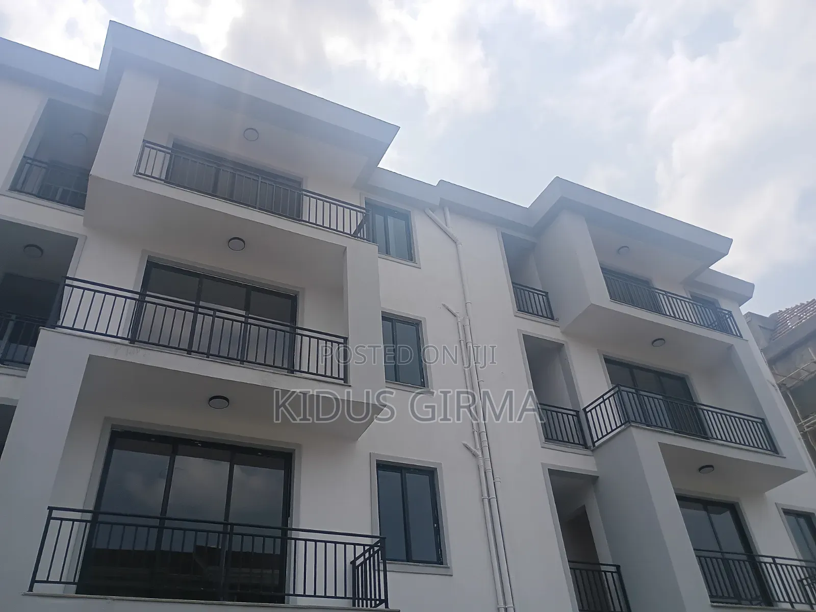 Furnished 2bdrm Apartment in Kangaroo, Bole for sale