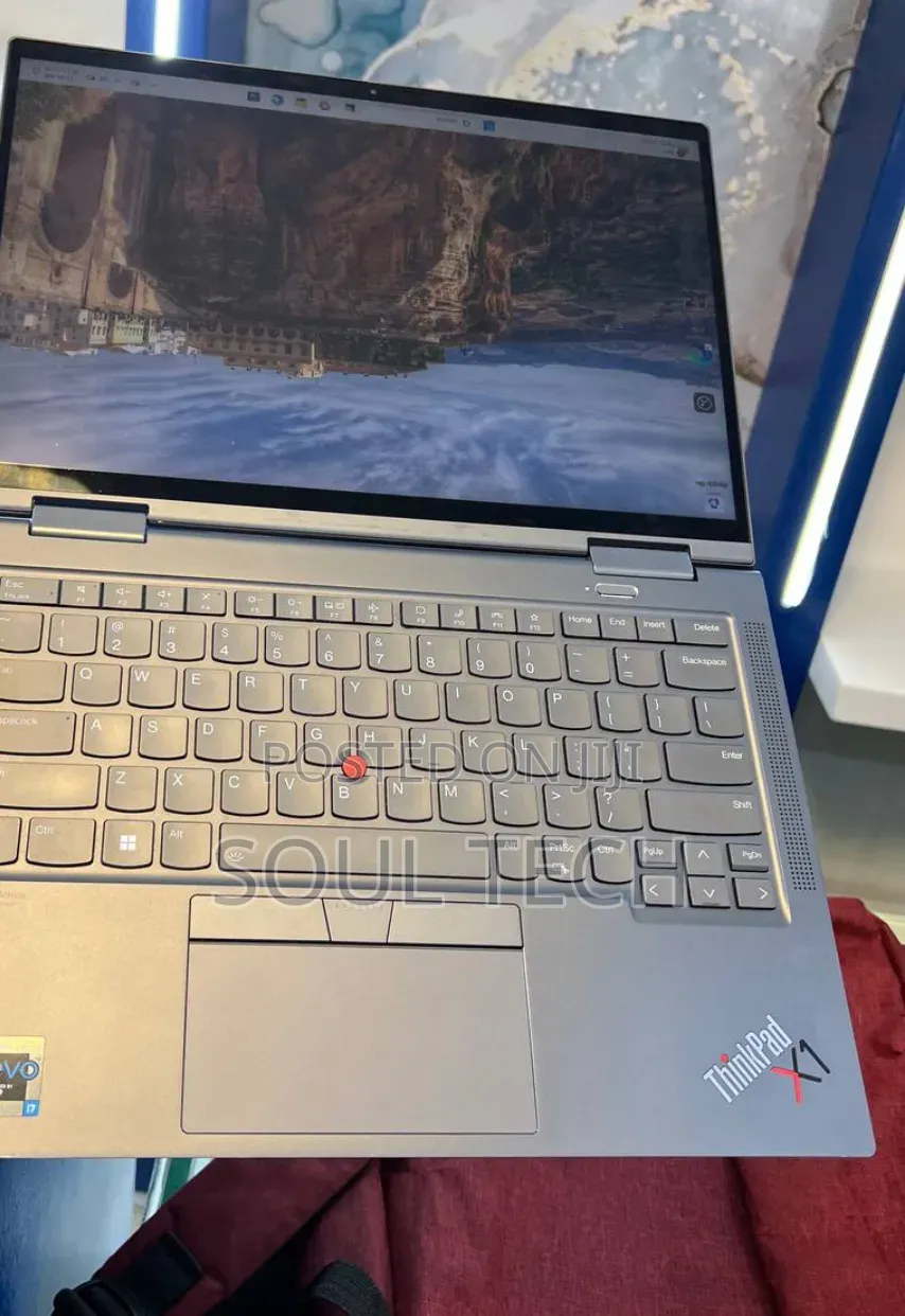 New Laptop Lenovo ThinkPad X1 Yoga 16GB Intel Core i7 SSD 512GB