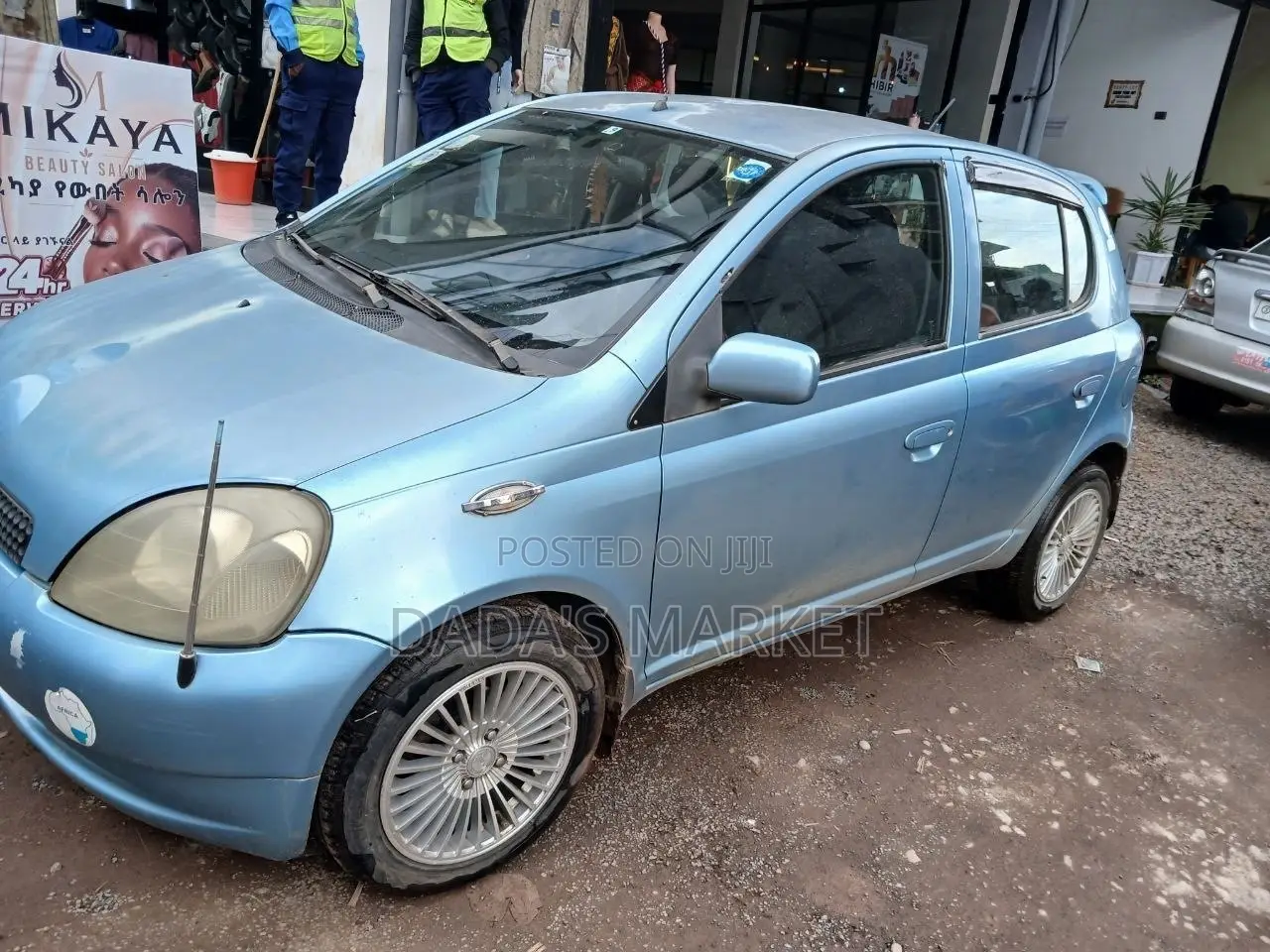 Toyota Vitz 2001 Blue