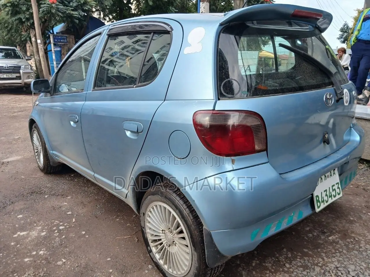 Toyota Vitz 2001 Blue