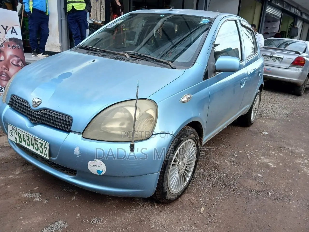 Toyota Vitz 2001 Blue