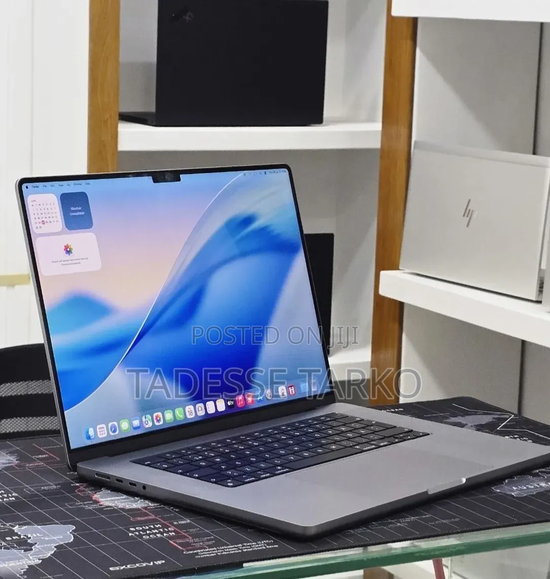 New Laptop Apple MacBook Pro 2021 M1 Max 32GB Apple M1 Max SSD 512GB