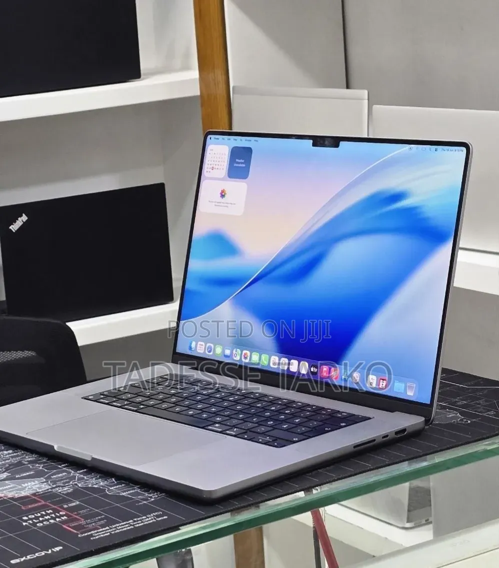 New Laptop Apple MacBook Pro 2021 M1 Max 32GB Apple M1 Max SSD 512GB