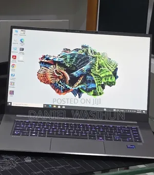 New Laptop HP ZBook Studio G8 32GB Intel Core i9 SSD 512GB