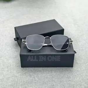 Black Classic Frame