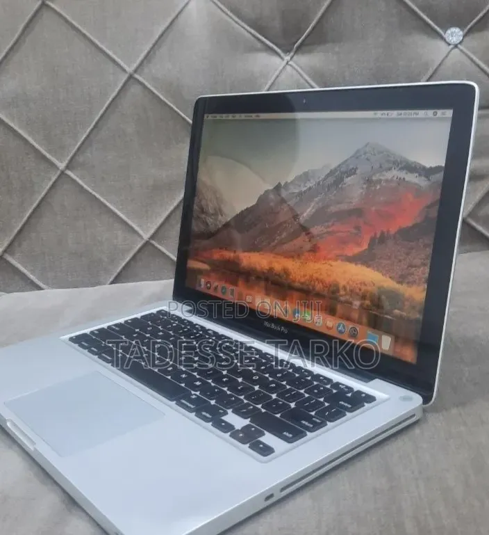 New Laptop Apple MacBook Pro 2012 4GB Intel Core i5 HDD 500GB