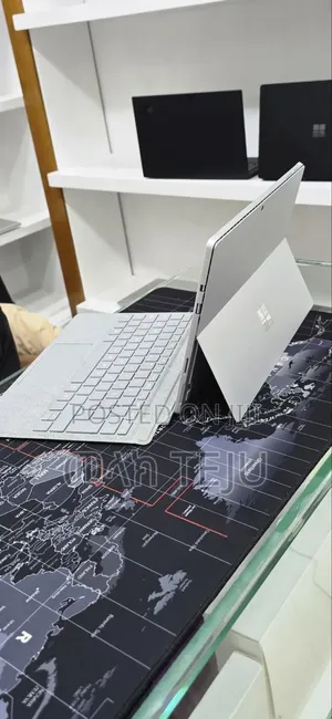 New Laptop Microsoft Surface Pro 6 8GB Intel Core i5 SSD 256GB