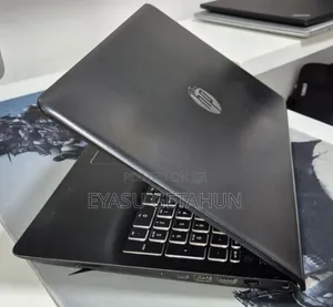 New HP Pavilion Gaming Laptop 15-dk2xxx 8GB Intel Core i7 SSD 256GB
