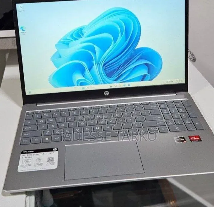 New Laptop HP Stream Notebook 16GB AMD Ryzen 5 SSD 256GB