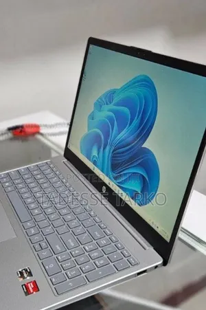 New Laptop HP Stream Notebook 16GB AMD Ryzen 5 SSD 256GB