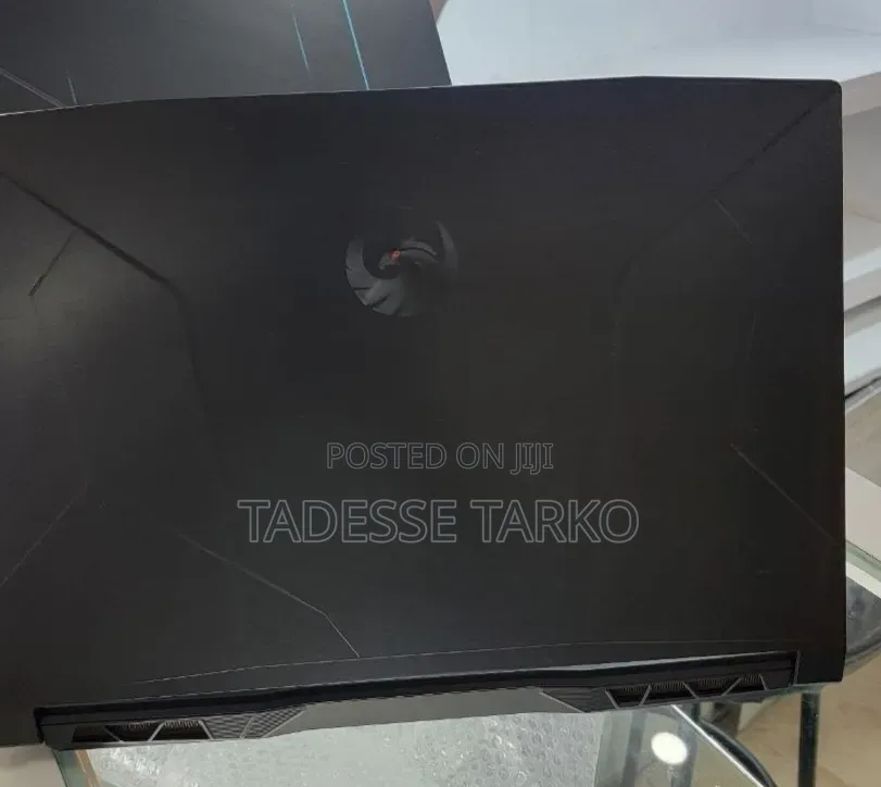 New Laptop MSI 16GB AMD Ryzen 5 SSD 512GB