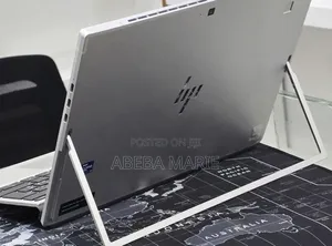 New Laptop HP Elite X2 G8 8GB Intel Core i5 SSD 256GB