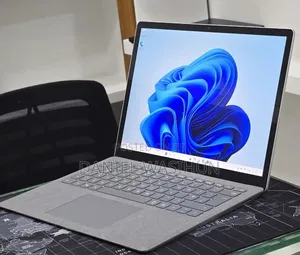 New Laptop Microsoft Surface Book 3 16GB Intel Core i5 SSD 512GB