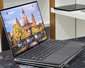 New Laptop Dell XPS 13 16GB Intel Core i7 SSD 512GB