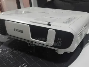 Epson Eb-S41