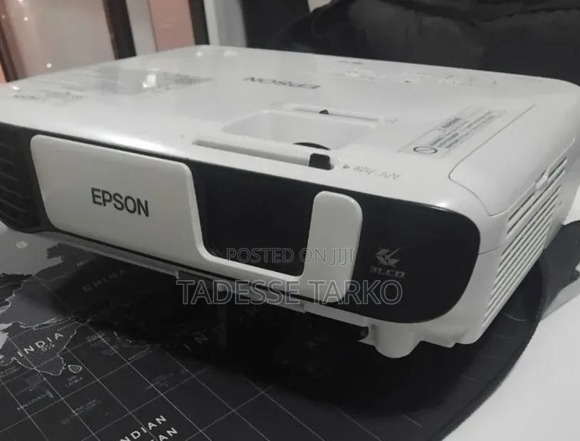 Epson Eb-S41