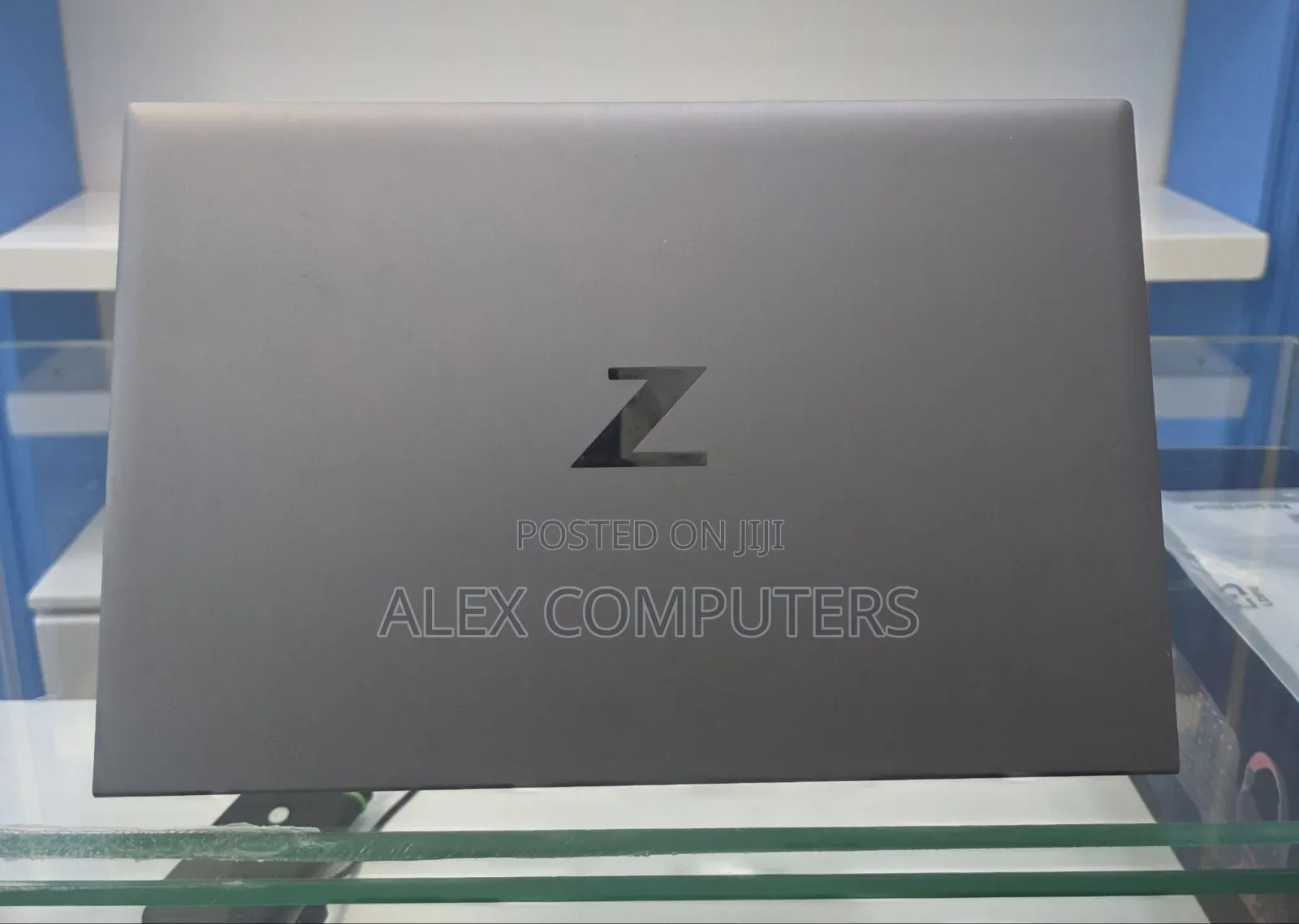 New Laptop HP ZBook Firefly 15 G7 16GB Intel Core i7 SSD 512GB