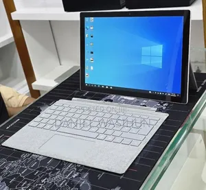 New Laptop Microsoft Surface Pro 6 8GB Intel Core i5 SSD 256GB