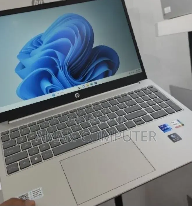 New Laptop HP Elite x360 830 G10 16GB Intel Core i7 SSD 512GB