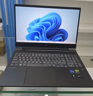 New Laptop HP Victus 16 16GB Intel Core i7 SSD 1T