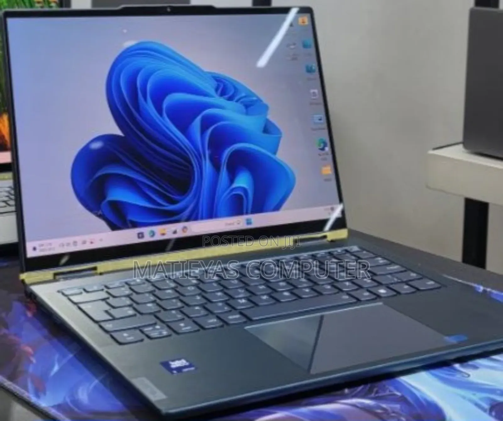New Laptop Lenovo 16GB Intel Core Ultra 7 SSD 512GB