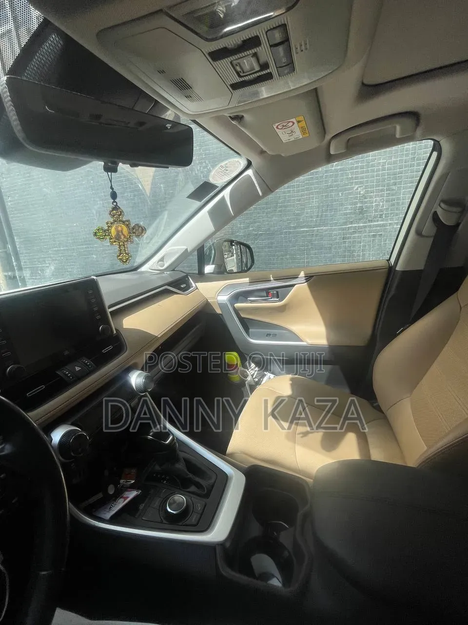 Toyota RAV4 2020 White