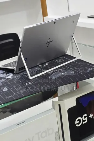 New Laptop HP EliteBook X2 1012 G2 8GB Intel Core i5 SSD 256GB