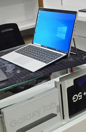 New Laptop HP EliteBook X2 1012 G2 8GB Intel Core i5 SSD 256GB