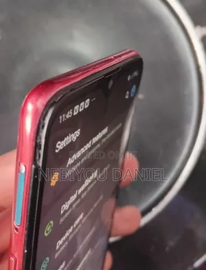 Samsung A10 32 GB Red
