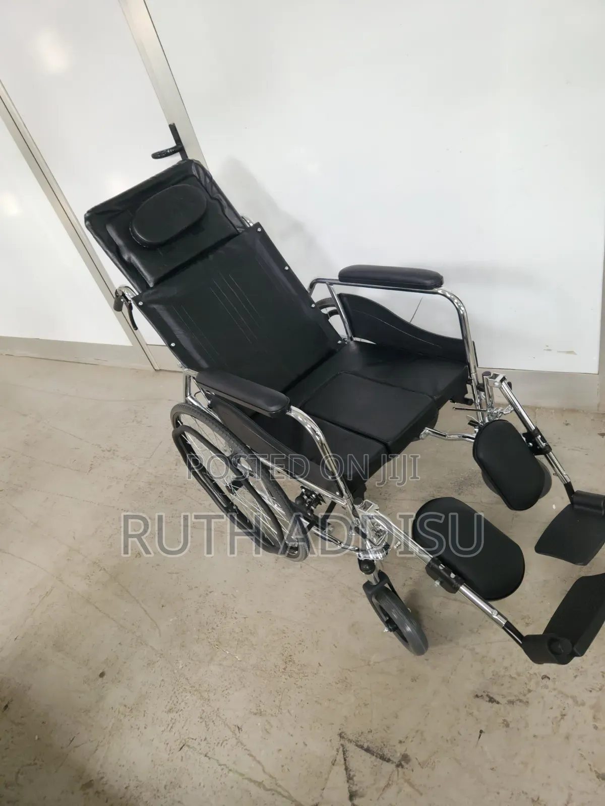 Wheelchair Reclining Wheelchair鳵的wheelchair三人wheelchair存放wheelchair