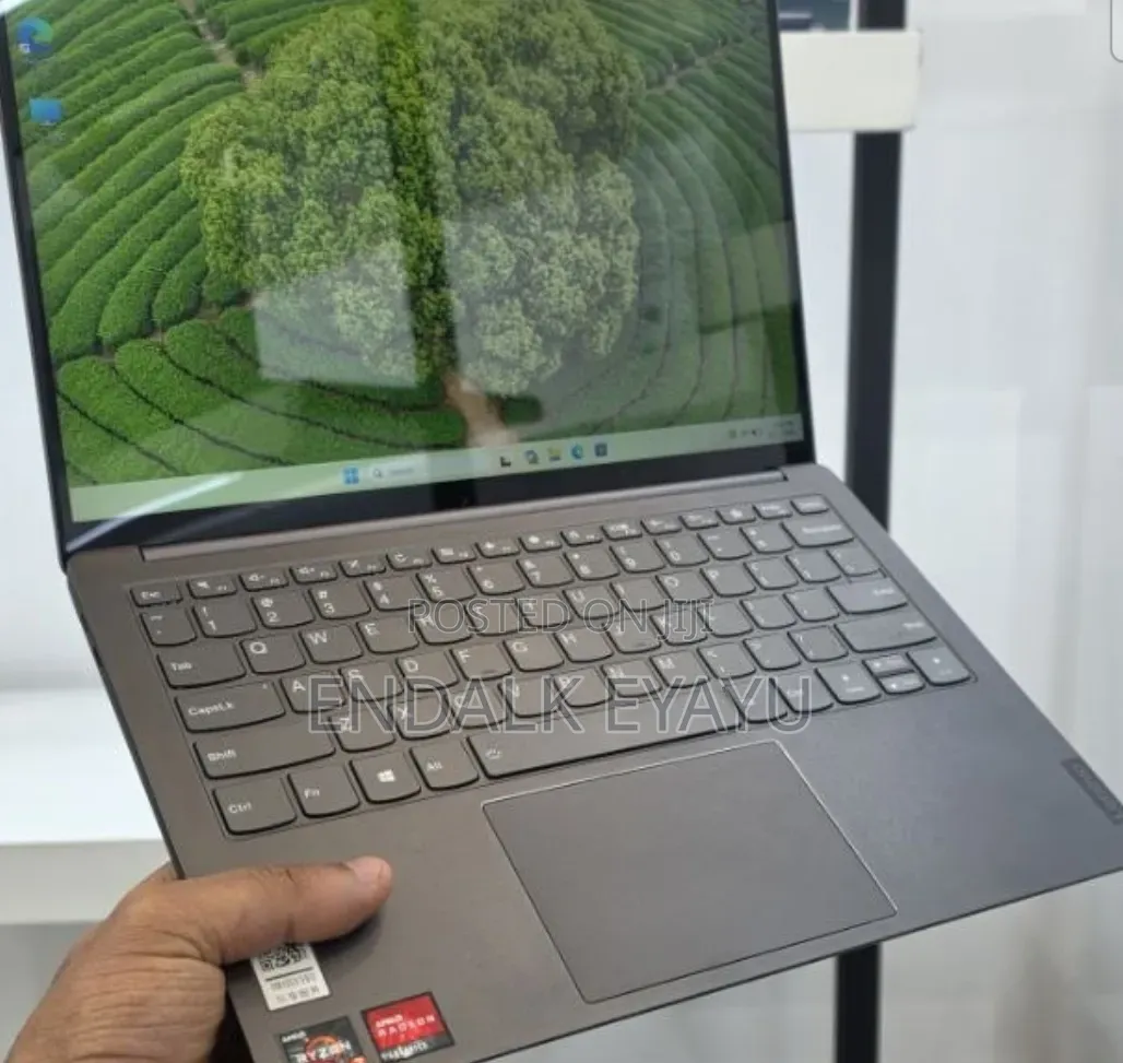 New Laptop Lenovo IdeaPad 1 16GB AMD Ryzen 7 SSD 512GB