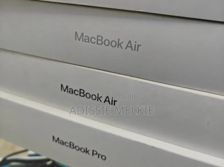 New Laptop Apple MacBook Air 2026 M5 16GB Apple M5 SSD 512GB