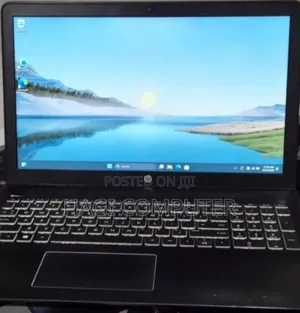 New Laptop HP Pavilion Power 15 8GB Intel Core i7 SSD 256GB