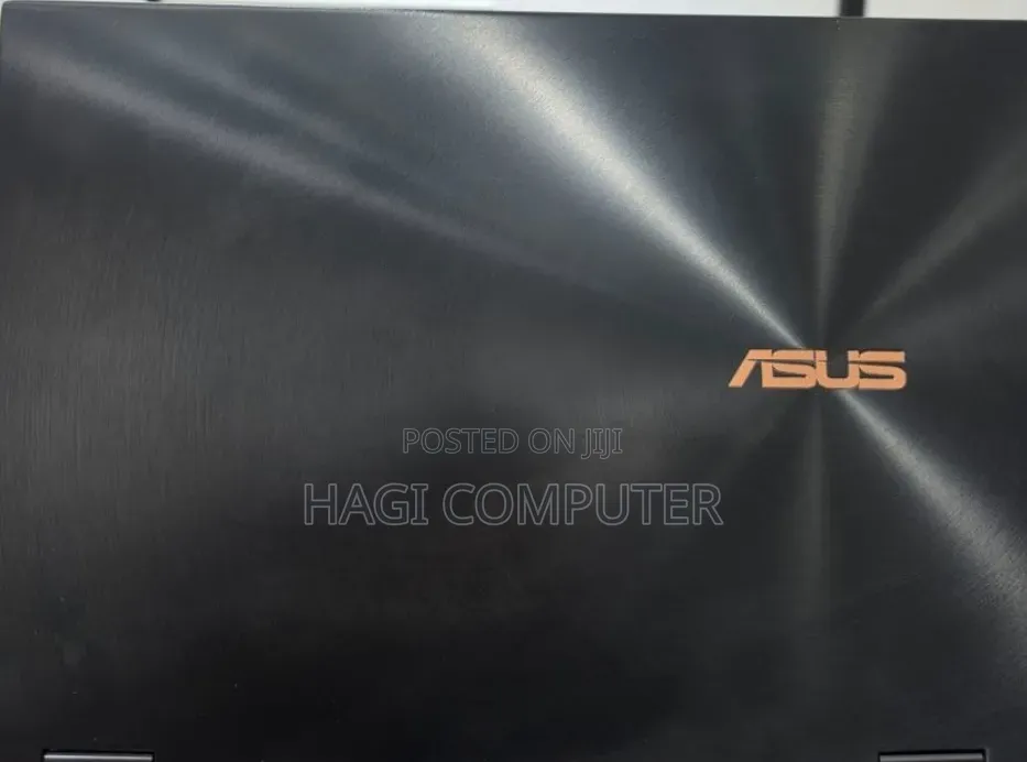 New Laptop Asus ZenBook 13 UX331UN 16GB Intel Core i7 SSD 512GB