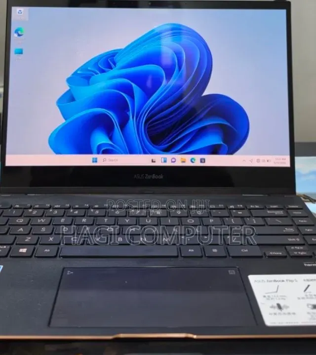 New Laptop Asus ZenBook 13 UX331UN 16GB Intel Core i7 SSD 512GB