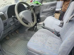 Toyota Land Cruiser 2002 Blue
