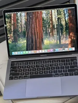 New Laptop Apple MacBook Pro 2019 16GB Intel Core i5 SSD 512GB