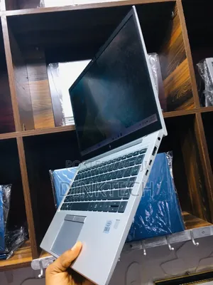 New Laptop HP EliteBook 840 G7 16GB Intel Core i5 SSD 512GB