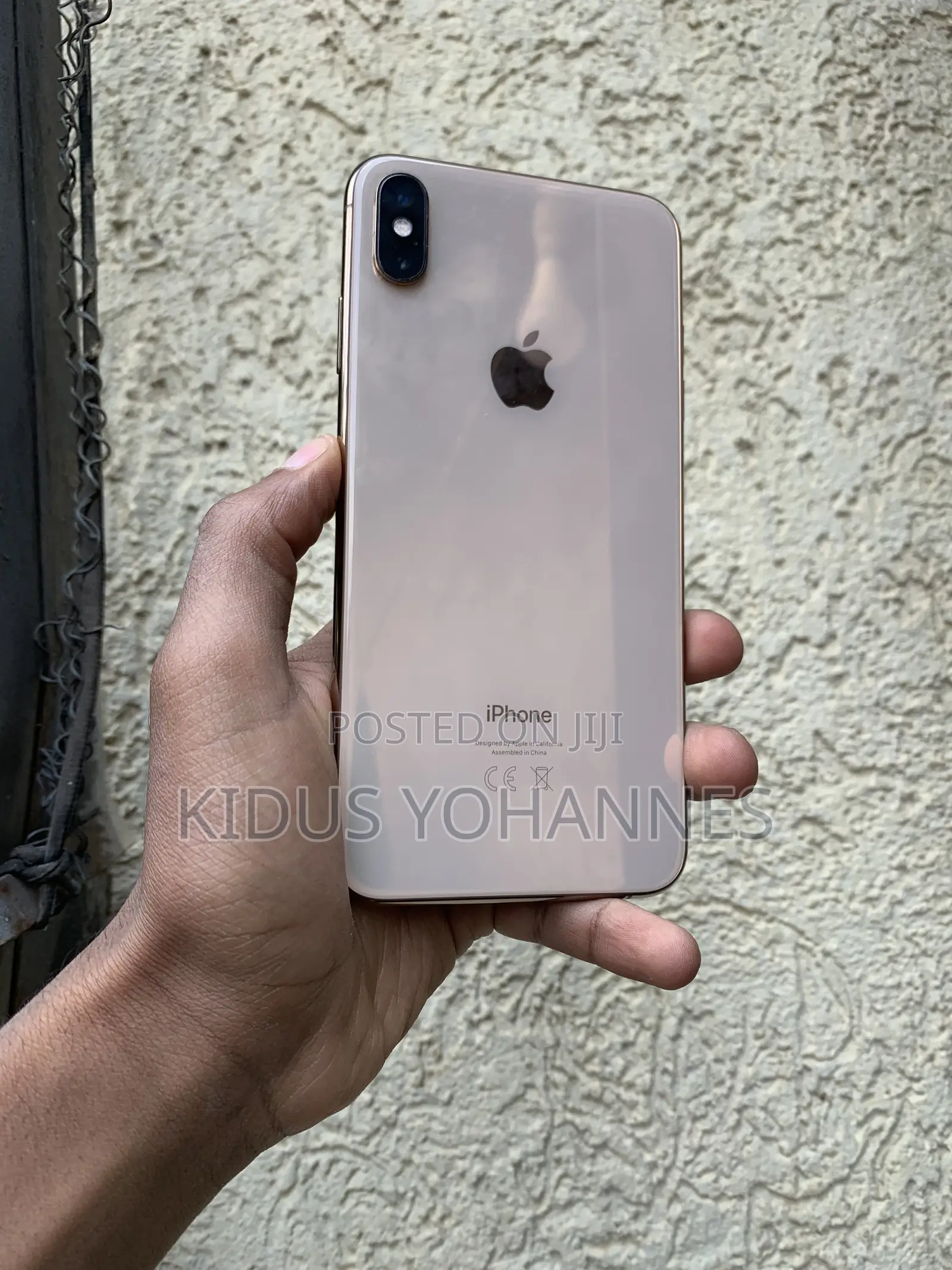 Apple iPhone XS Max 64 GB Gold