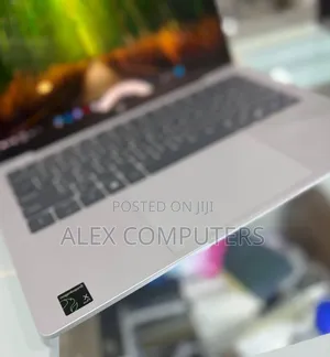 New Laptop HP OmniBook 5 14" 32GB Qualcomm Snapdragon X Elite SSD 1T