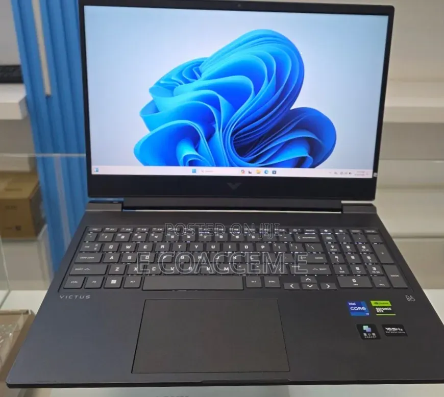 New Laptop HP 16GB Intel Core i7 SSD 1T