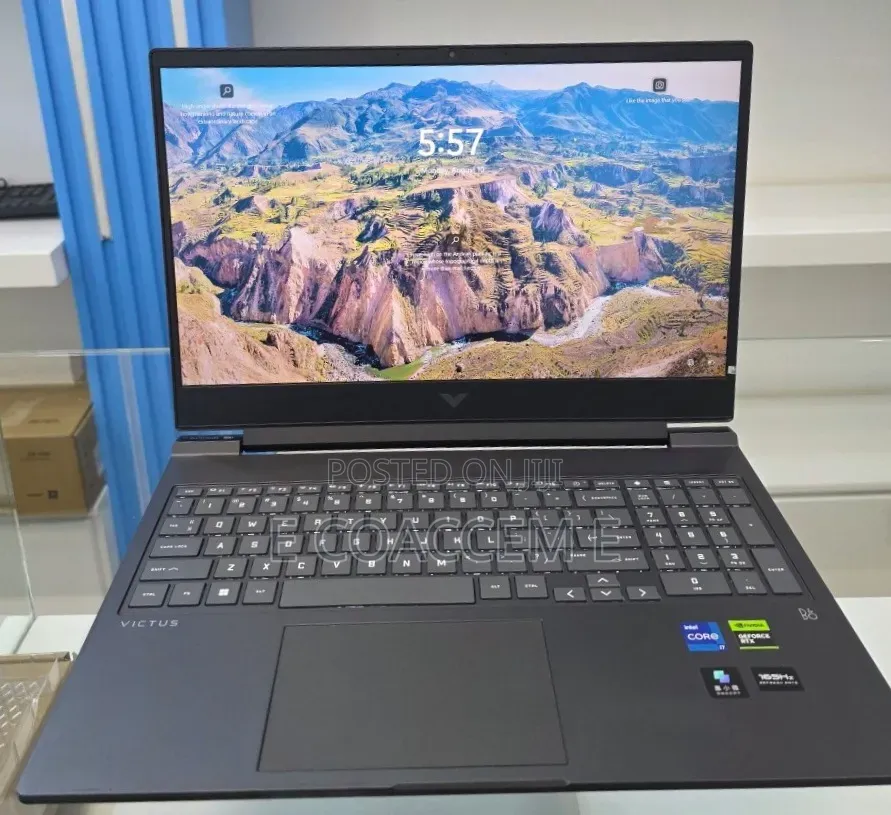 New Laptop HP 16GB Intel Core i7 SSD 1T